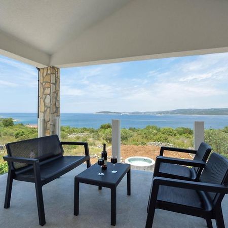 Holiday Home Drvenik Mali Drvenik Luaran gambar
